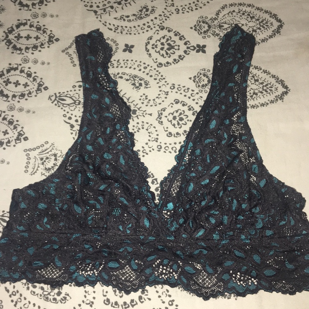 Forever 21 black and blue bralette